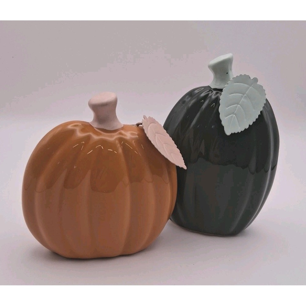 Autumn/Fall Ceramic Pumpkins w/ Metal Leaves - Decor for September -Thanksgiving
